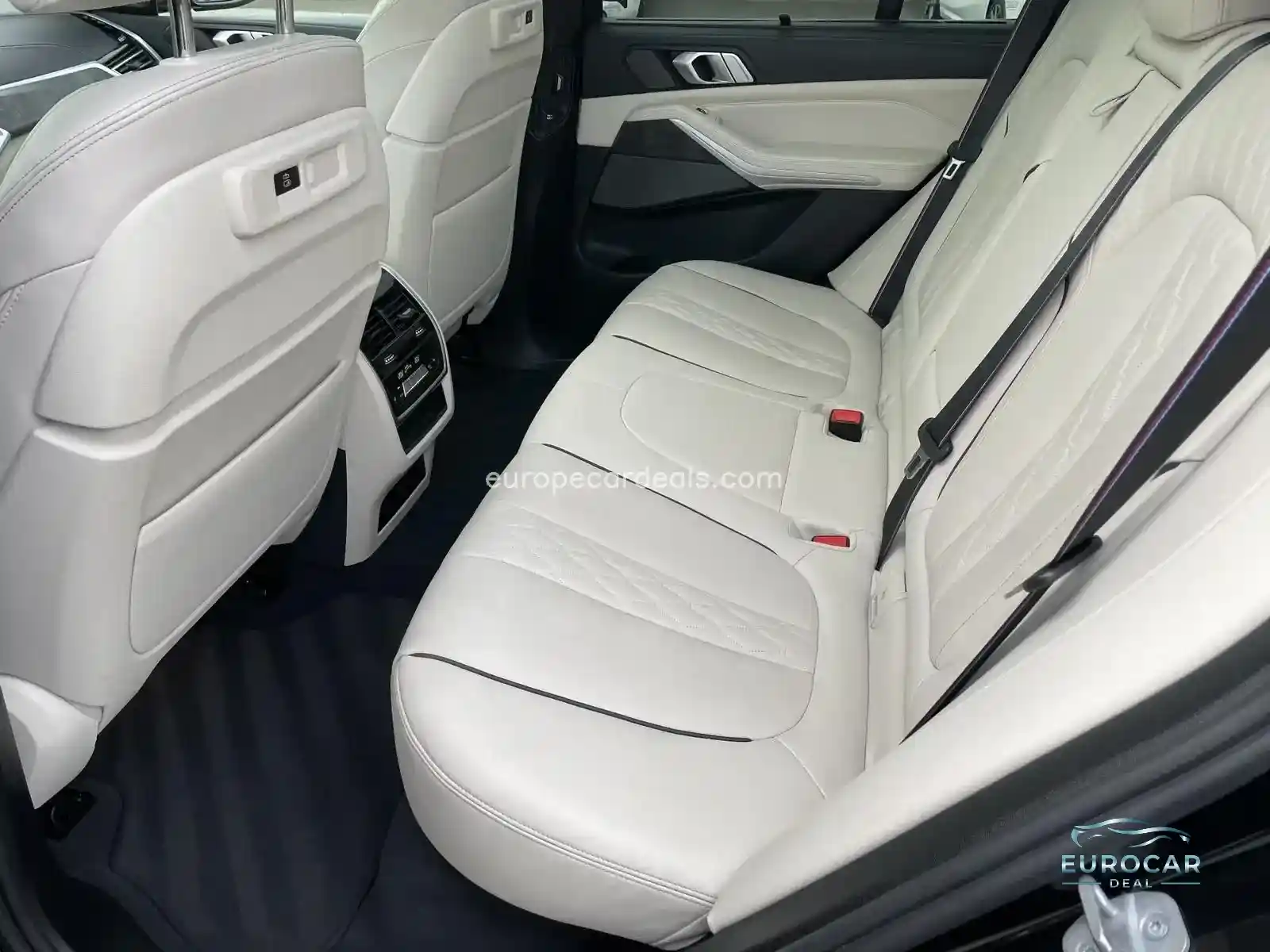 BMW X5 M50