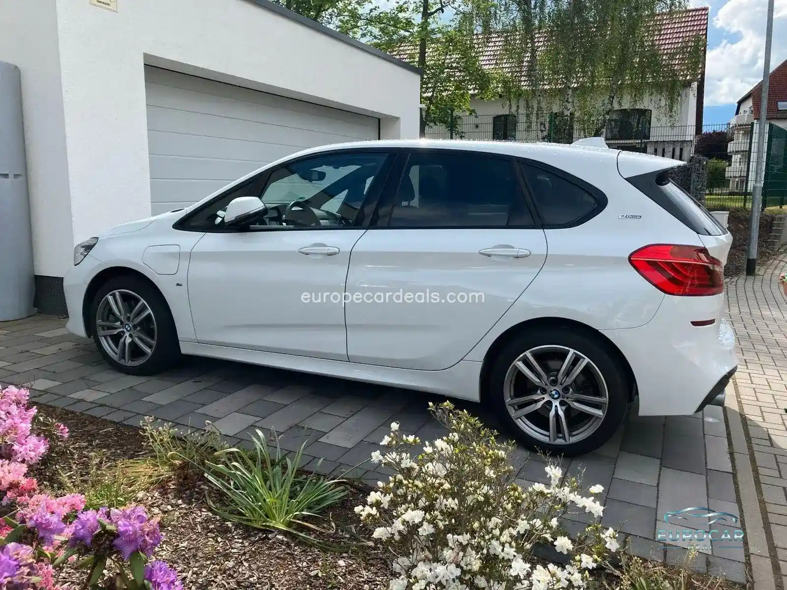 BMW 225