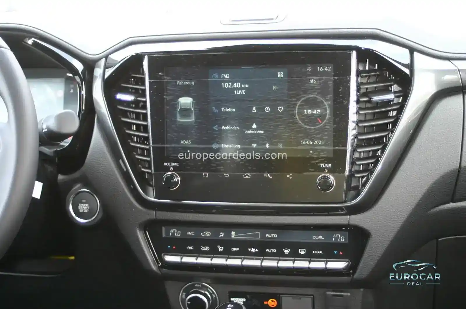 Double Cab 4×4 V-CROSS Automatik|Diff