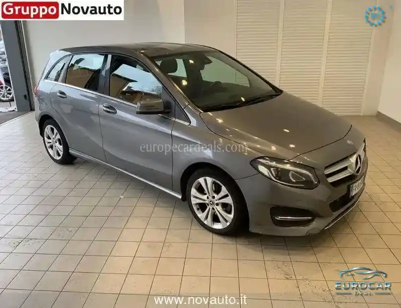 Mercedes-Benz B 200