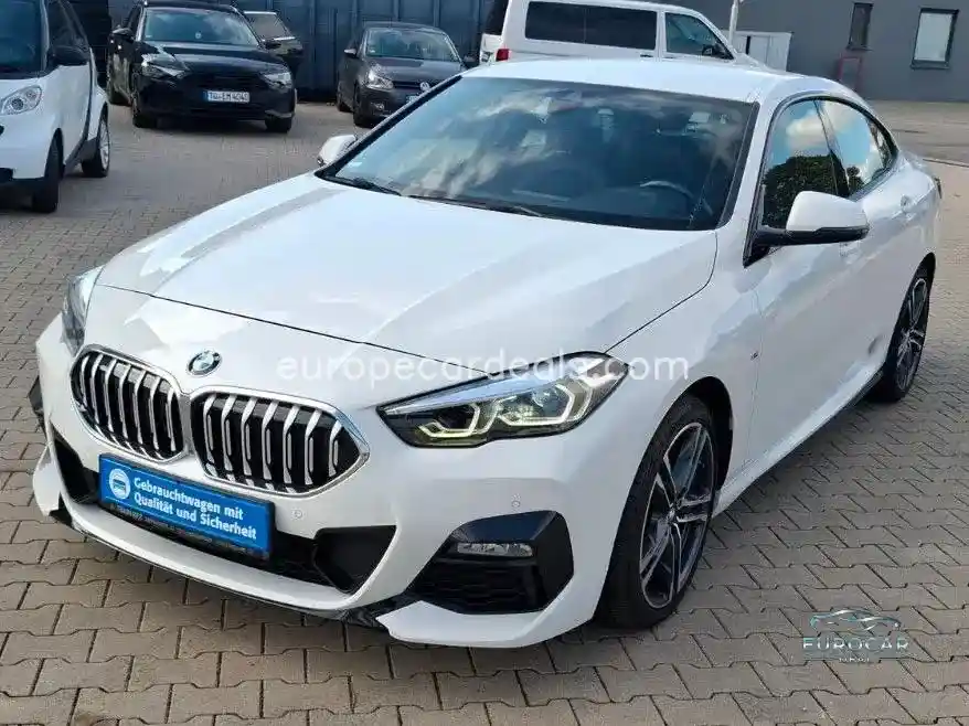 BMW 218