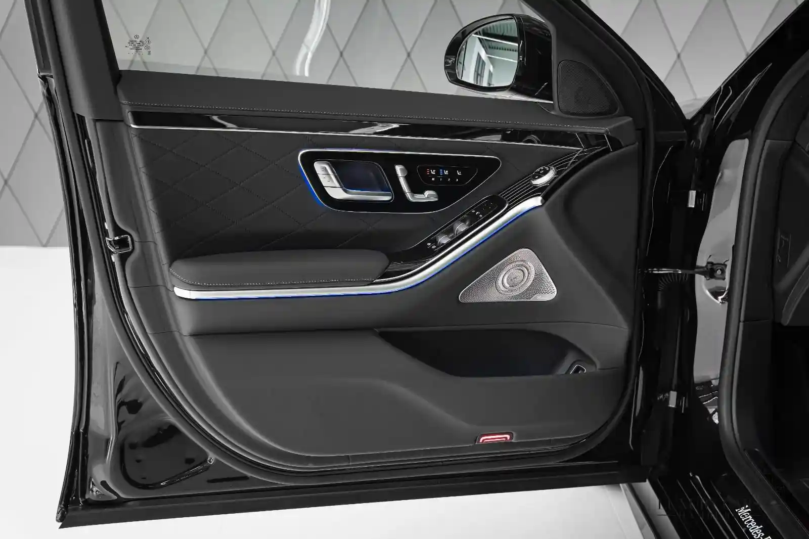 Mercedes-Benz S 500