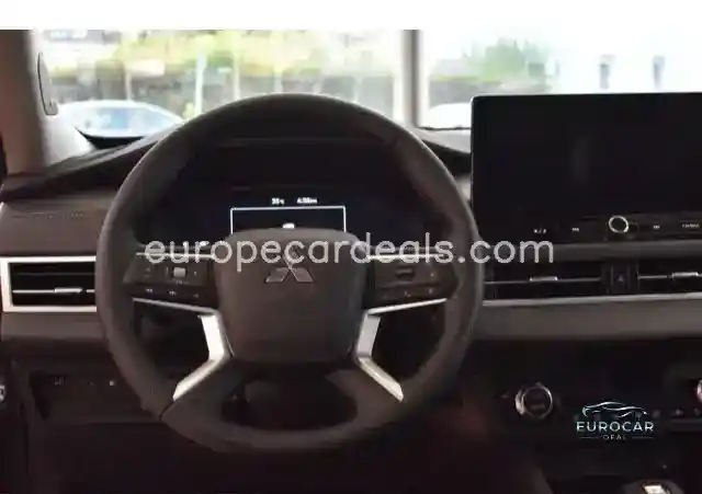 Mitsubishi Plug-in Hybrid Outlander