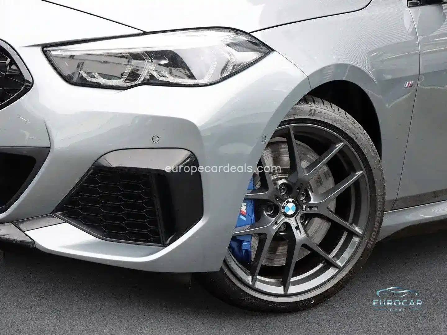 BMW M235