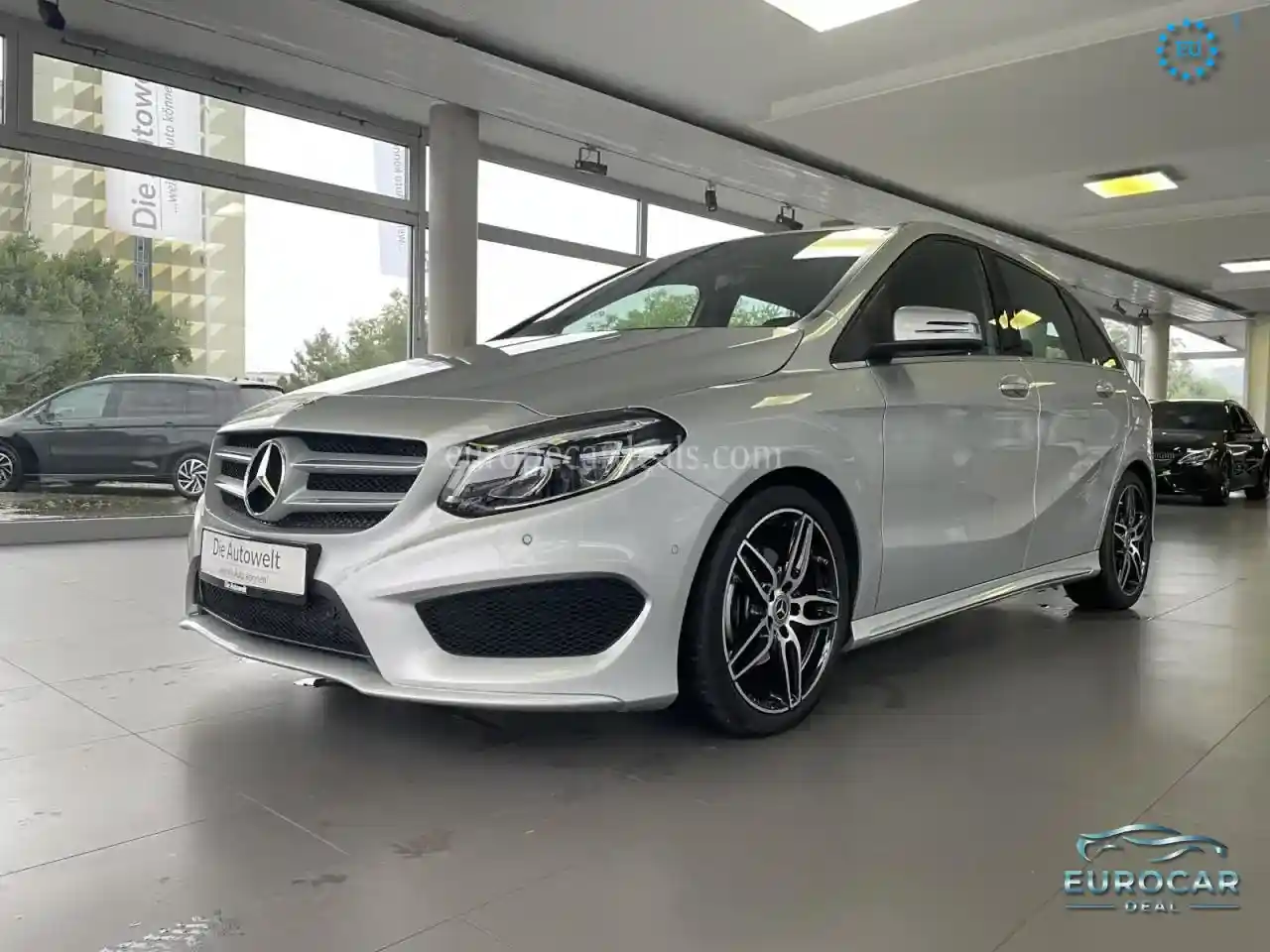 Mercedes-Benz B 180