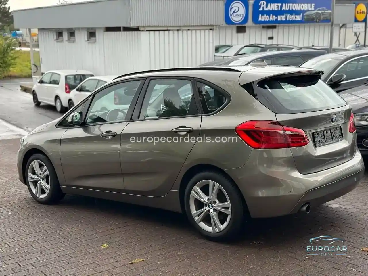 BMW 218