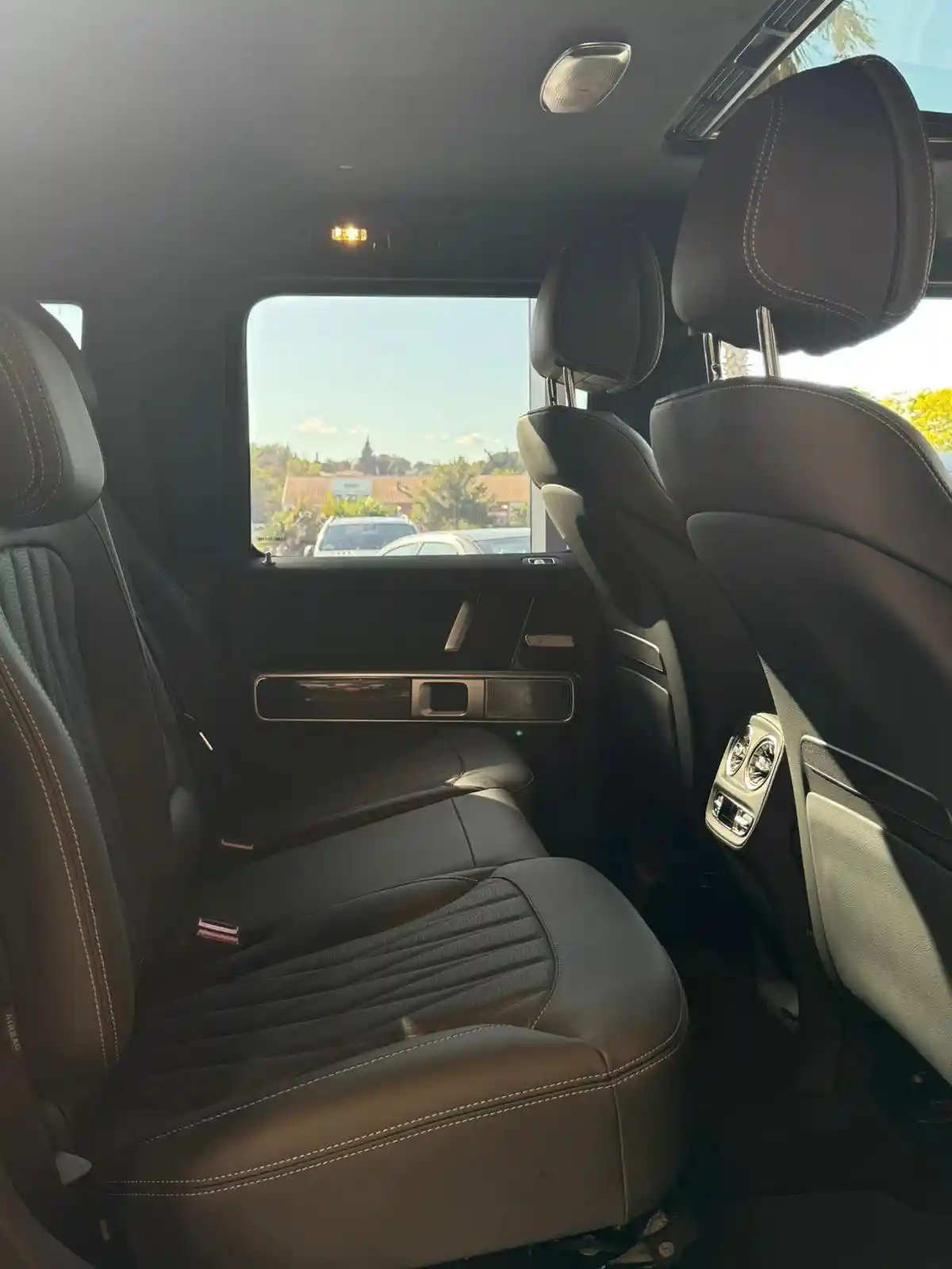 Mercedes-Benz G 500