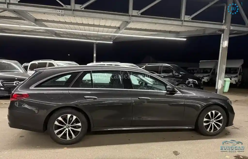 Mercedes-Benz E 220