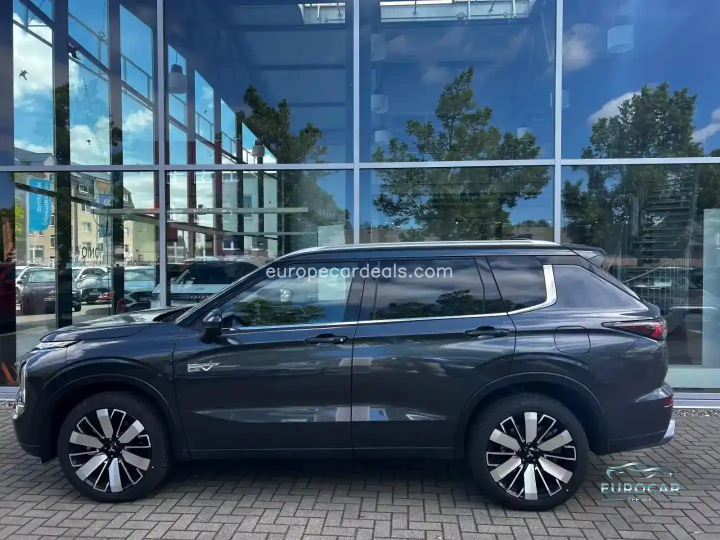 Mitsubishi Plug-in Hybrid Outlander
