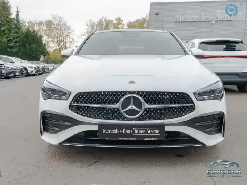 Mercedes-Benz CLA 200