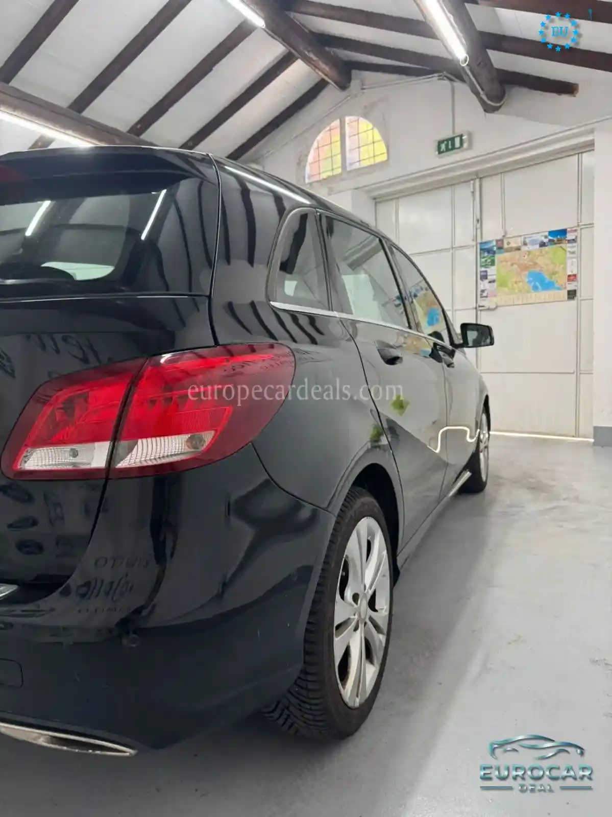 Mercedes-Benz B 200