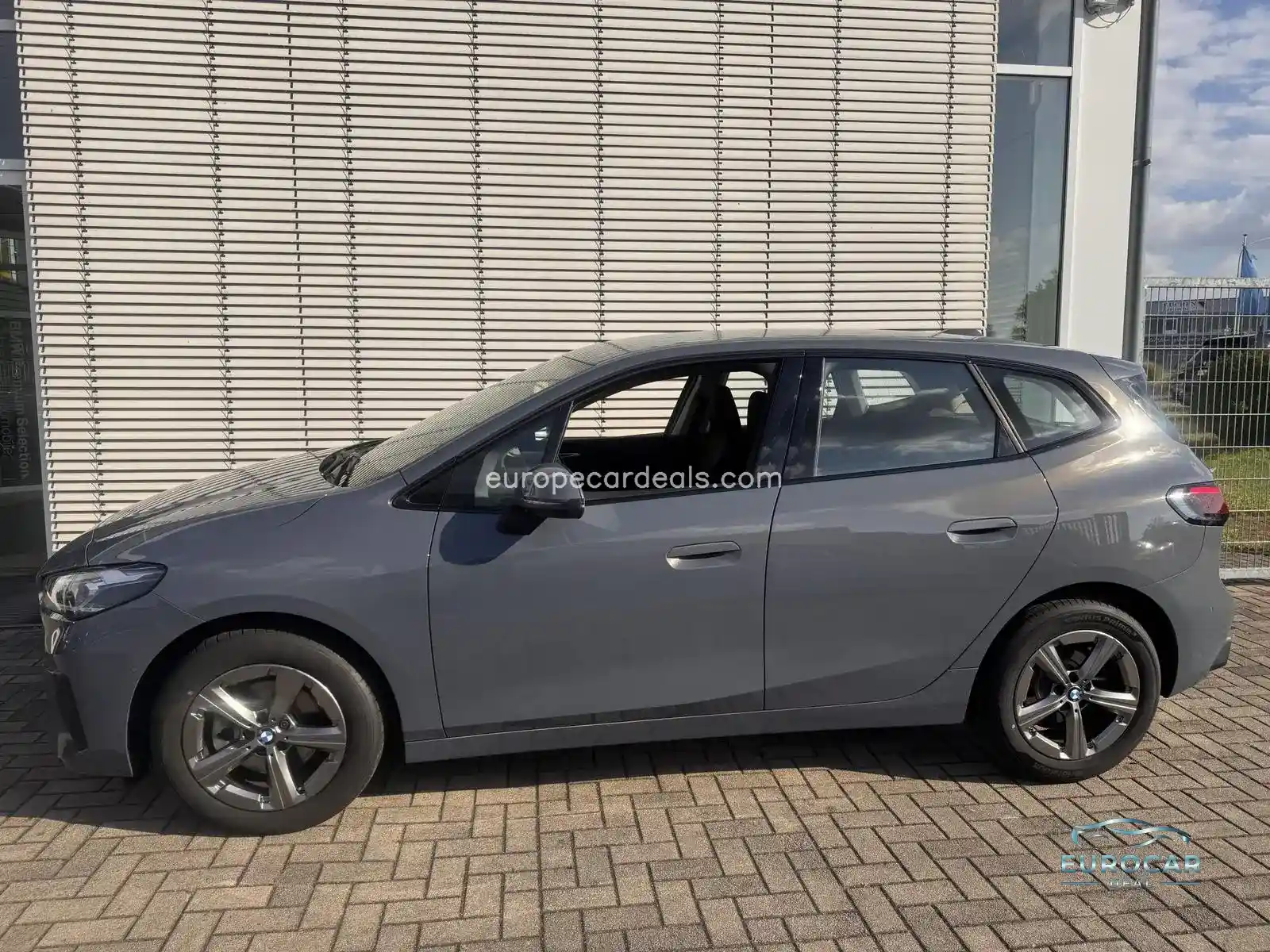 BMW 216