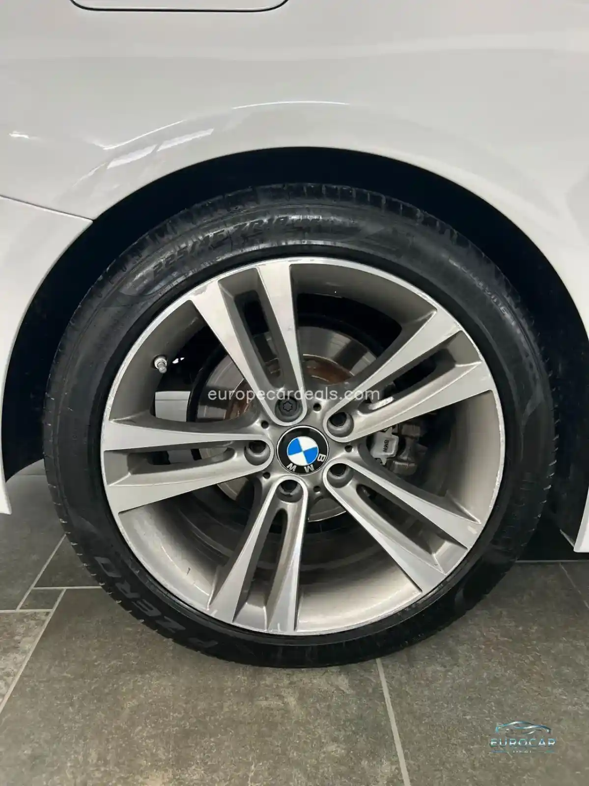 BMW 425