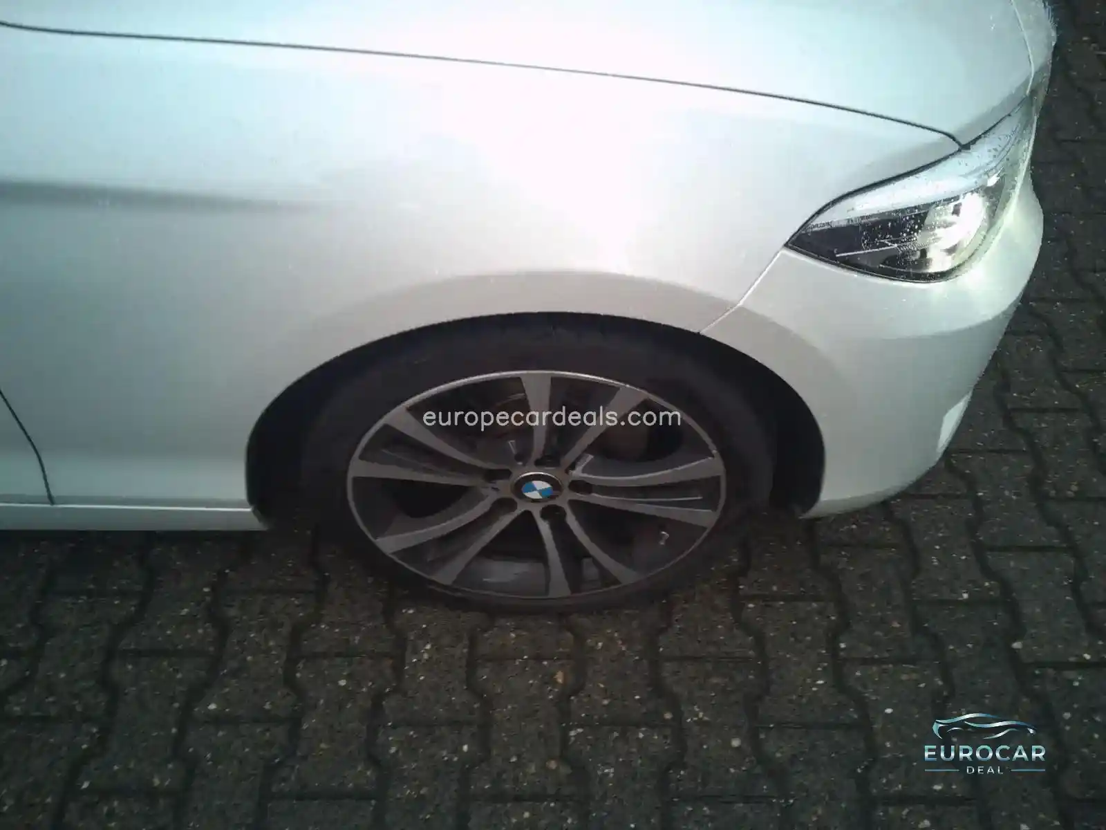 BMW 220