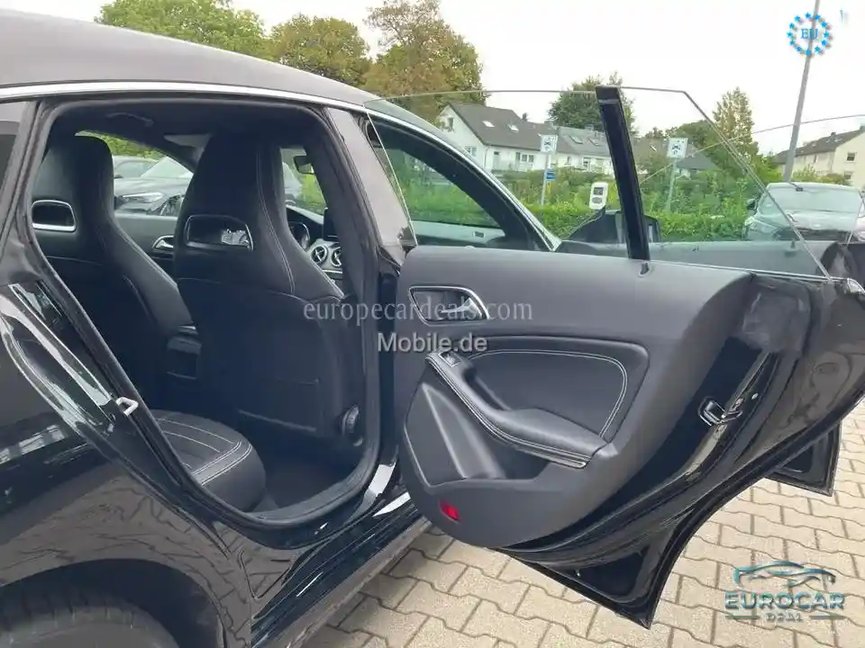 Mercedes-Benz CLA 180 Shooting Brake