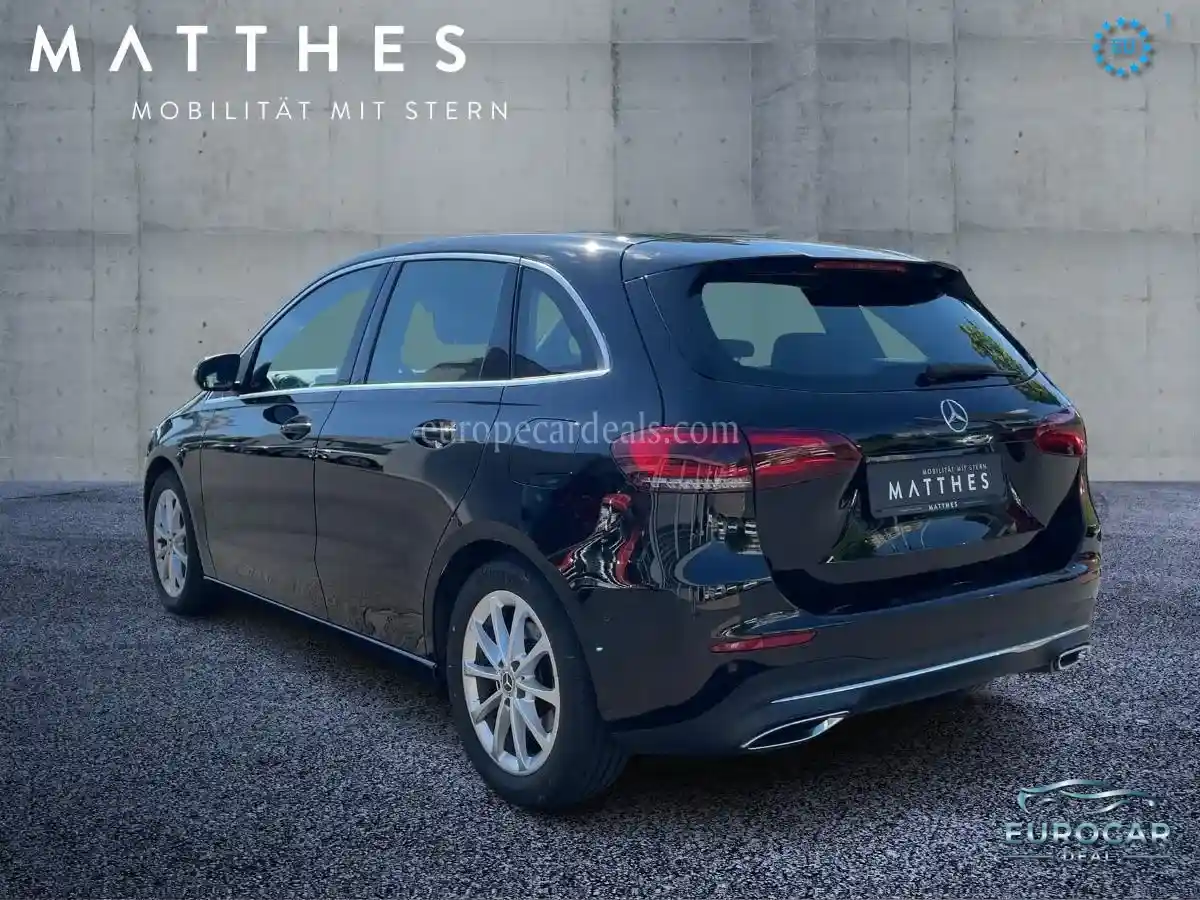 Mercedes-Benz B 200