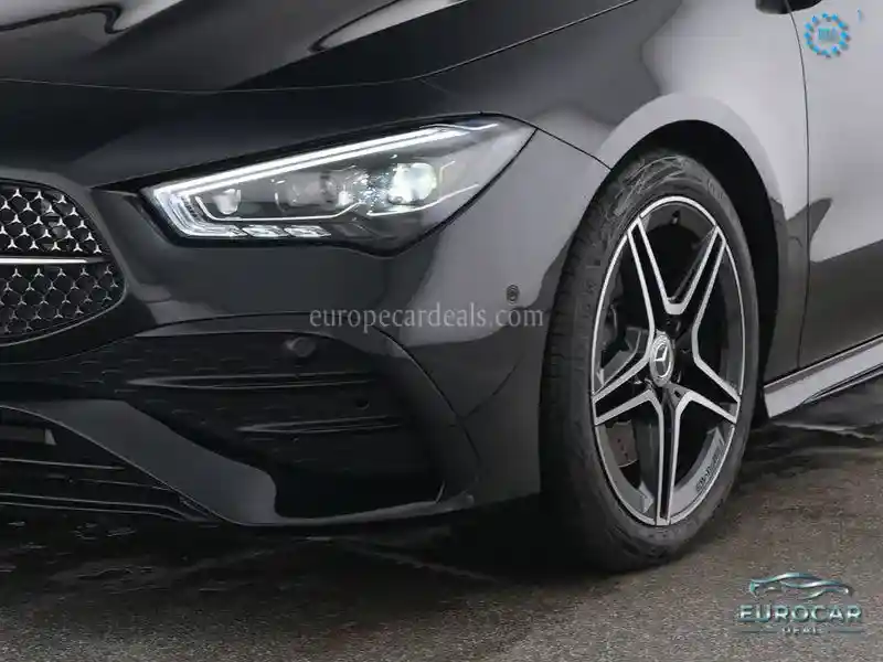 Mercedes-Benz CLA 220 Shooting Brake