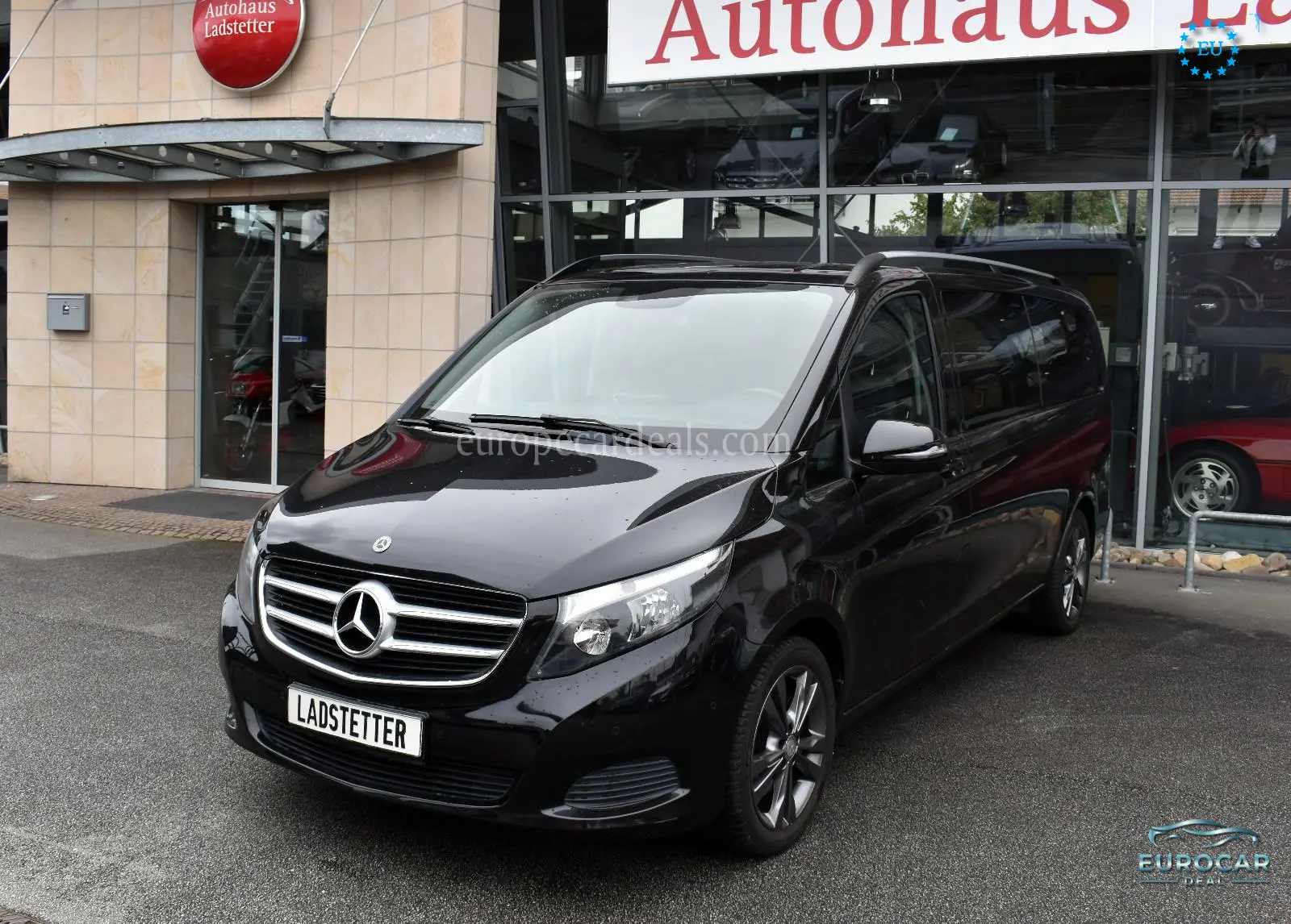Mercedes-Benz V 220