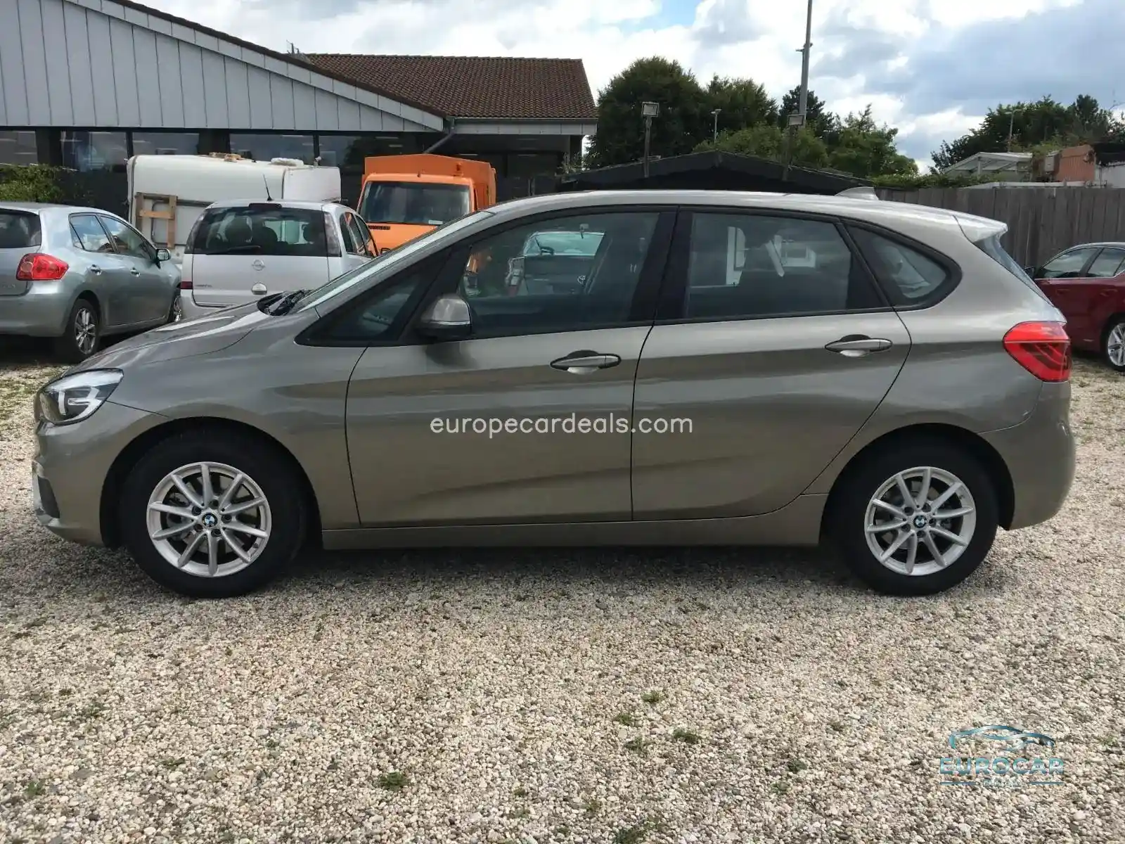 BMW 218