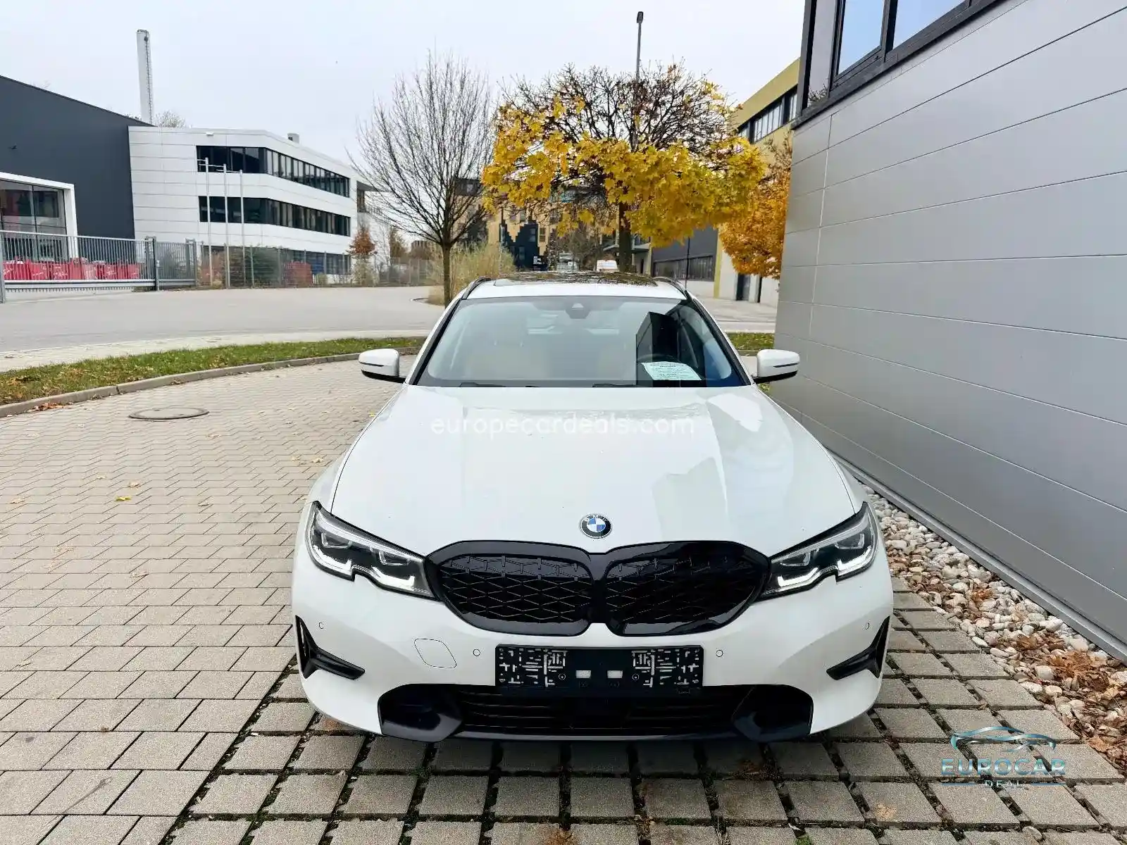 BMW 330