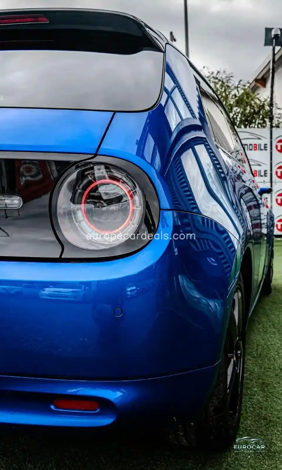 Honda e