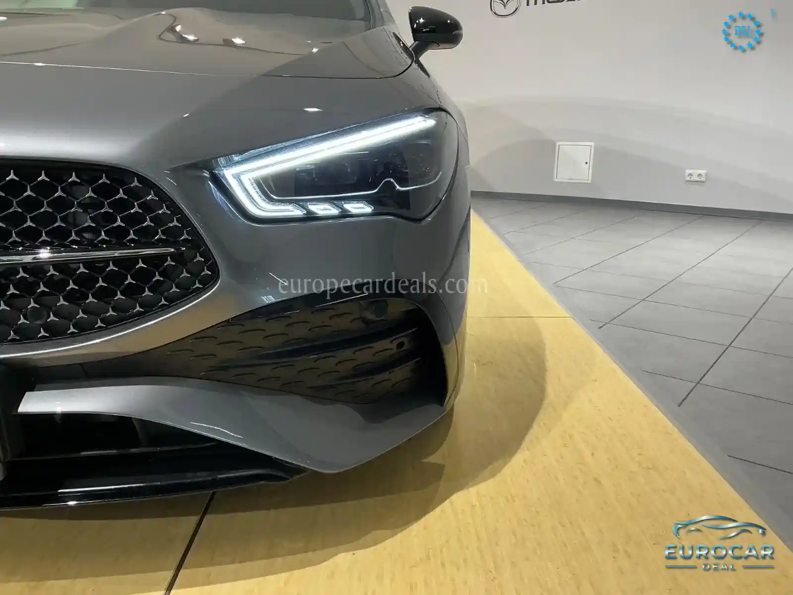 Mercedes-Benz CLA 200