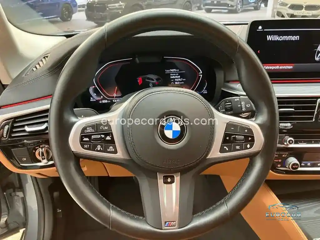 BMW 520