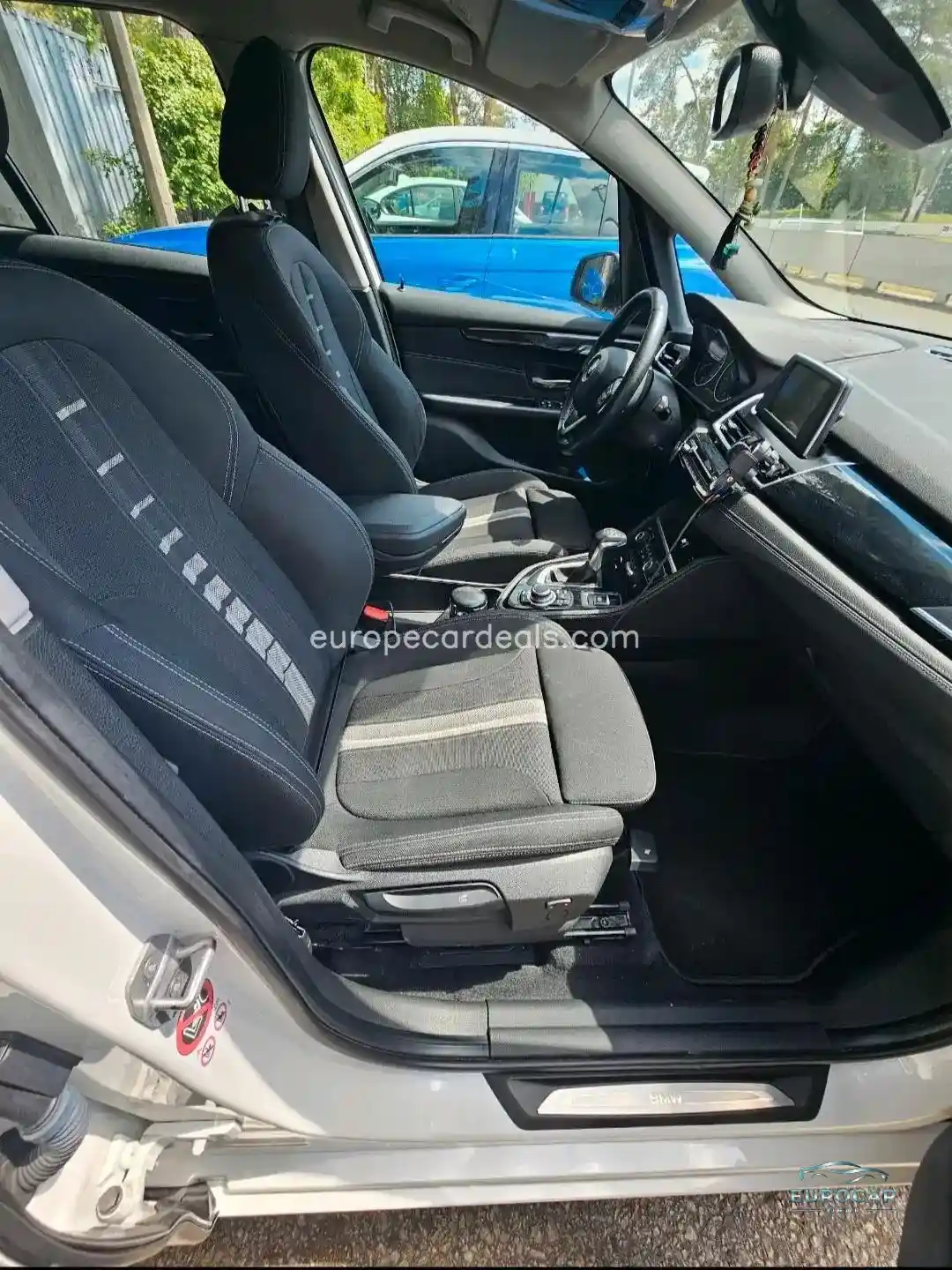 BMW 218