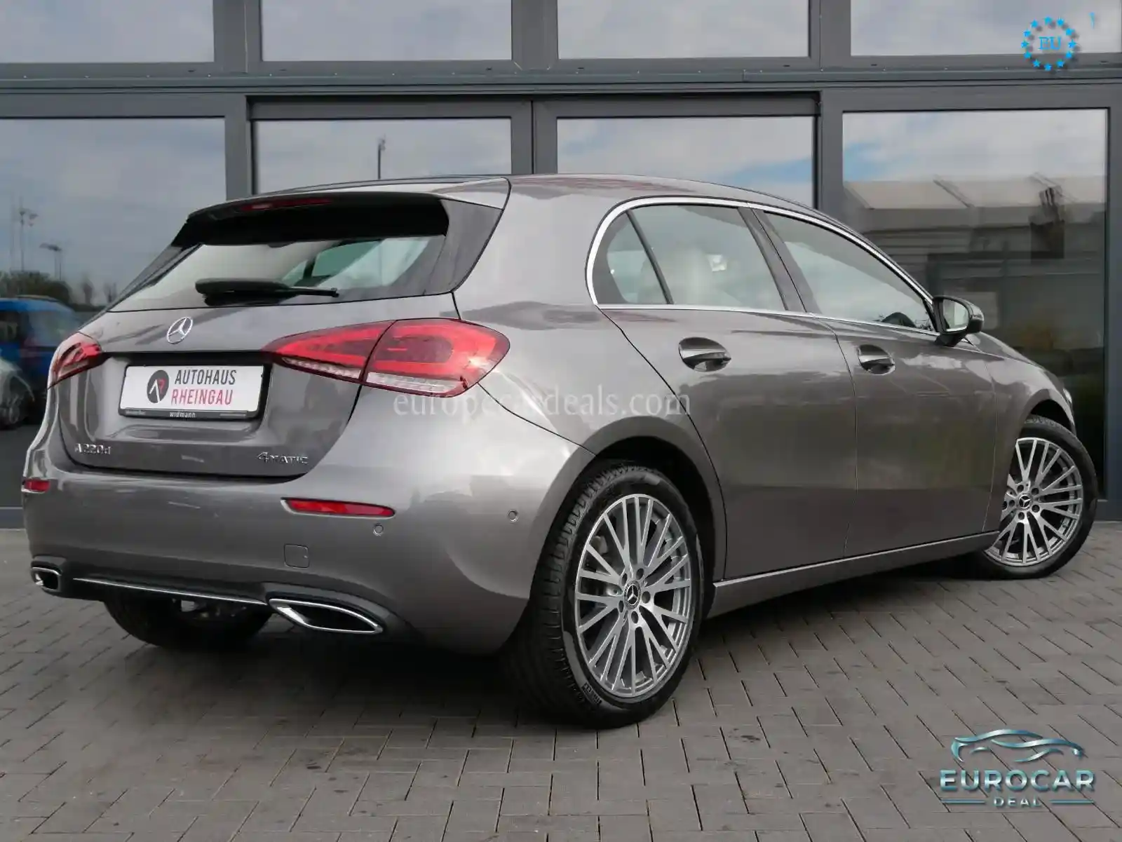 Mercedes-Benz A 220