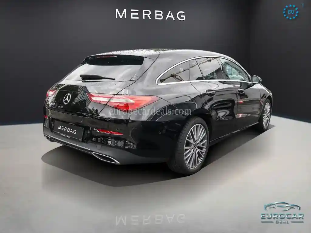 Mercedes-Benz CLA 200 Shooting Brake