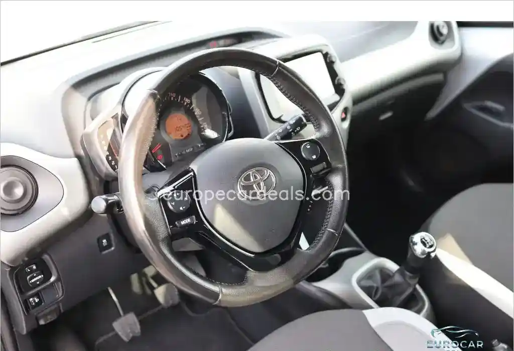 Toyota Aygo (X)