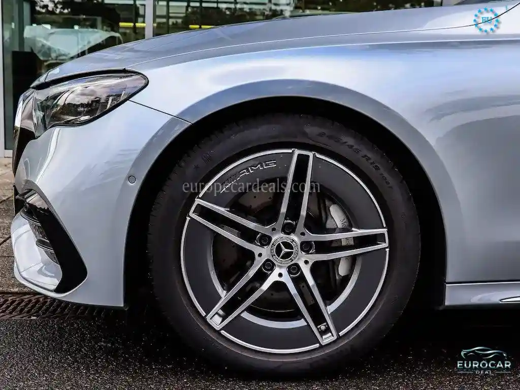 Mercedes-Benz E 200