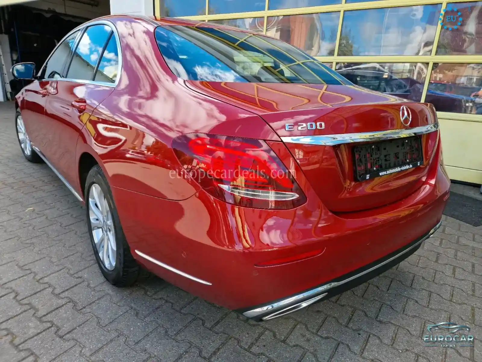 Mercedes-Benz E 200