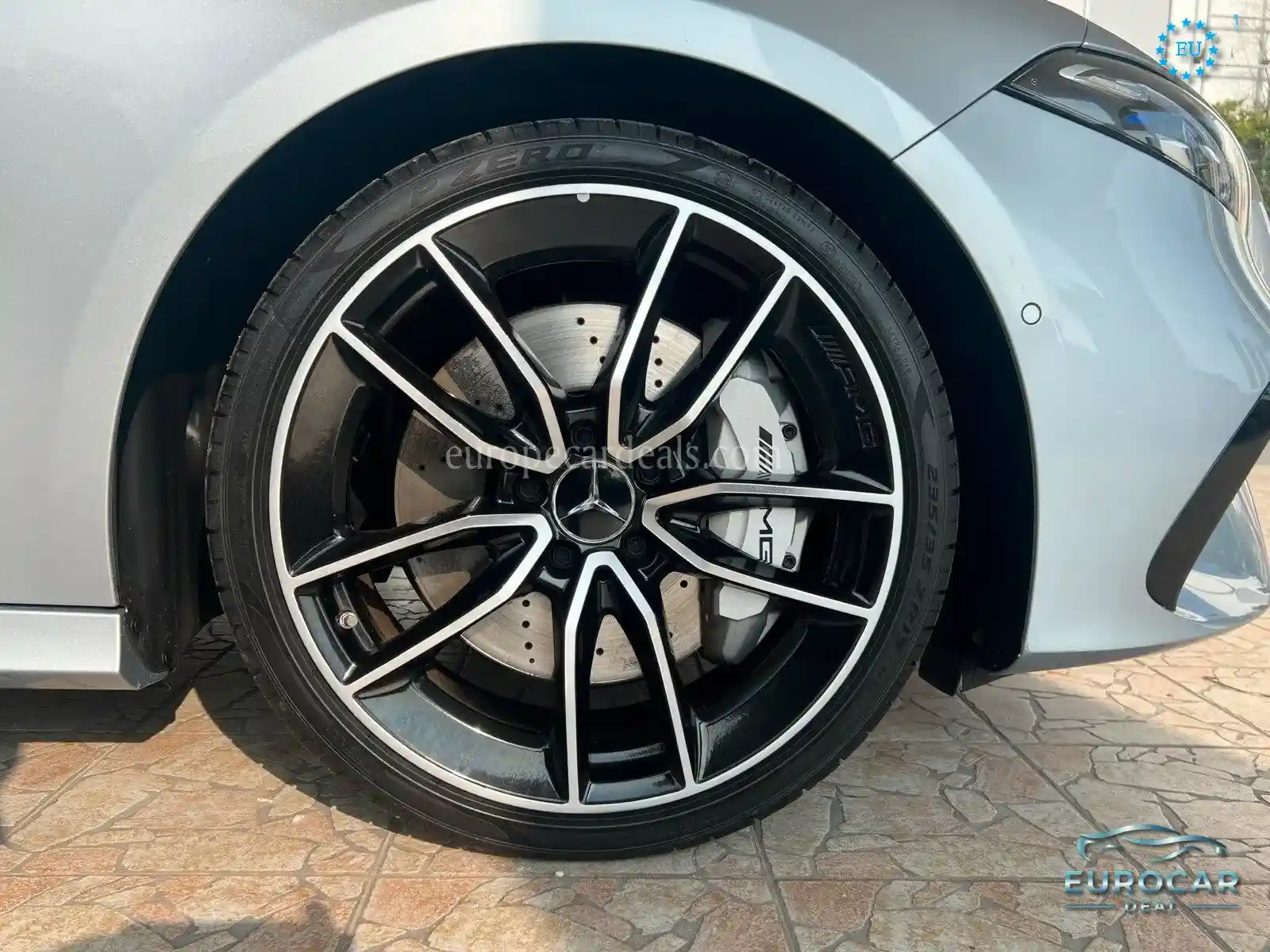 Mercedes-Benz A 35 AMG