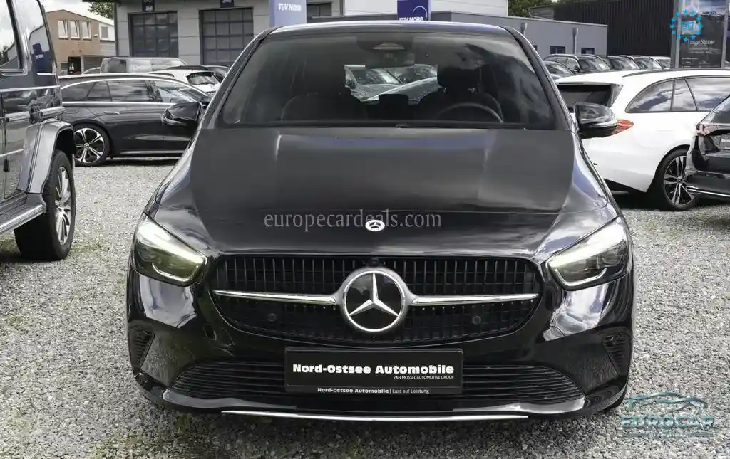 Mercedes-Benz B 200