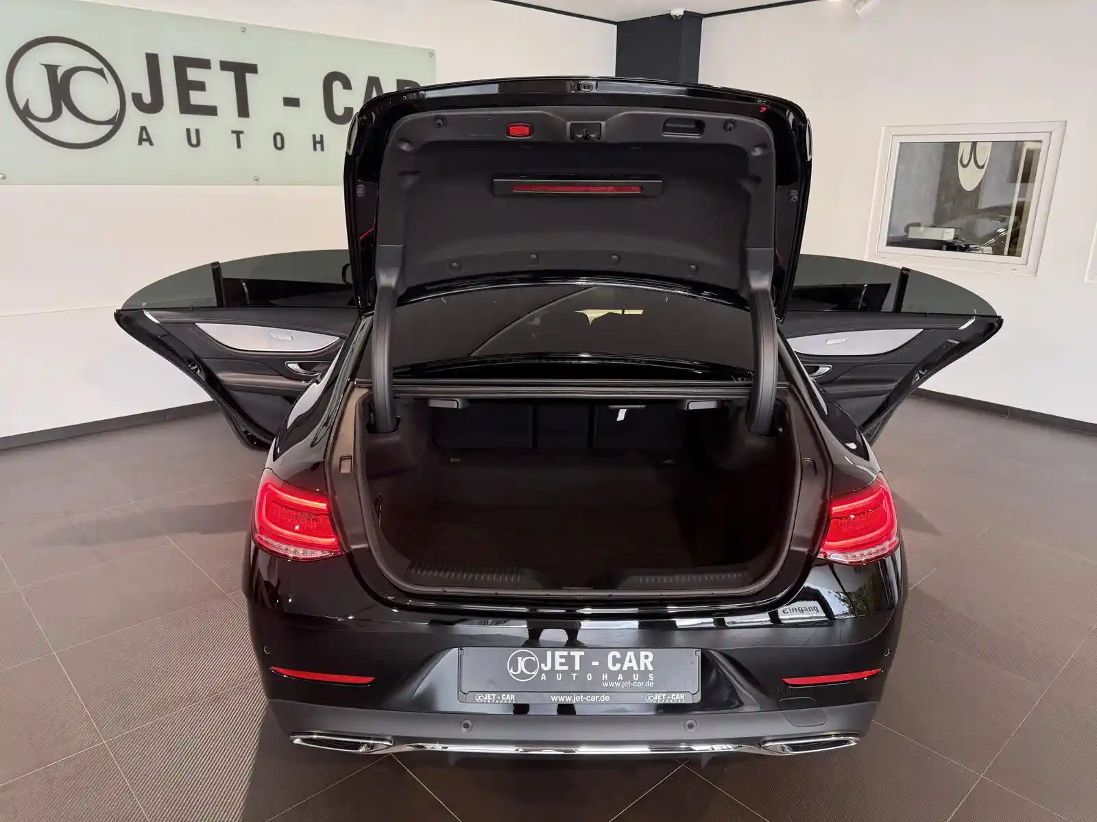 Mercedes-Benz CLS 220