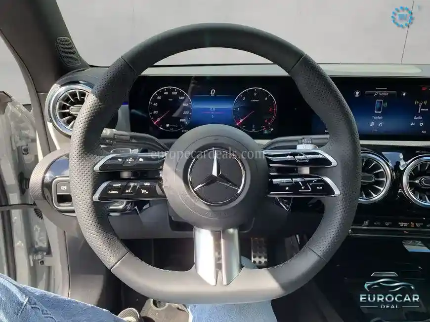 Mercedes-Benz CLA 220