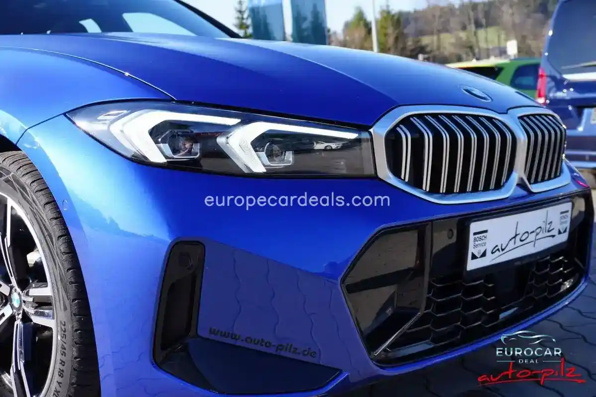 BMW 330