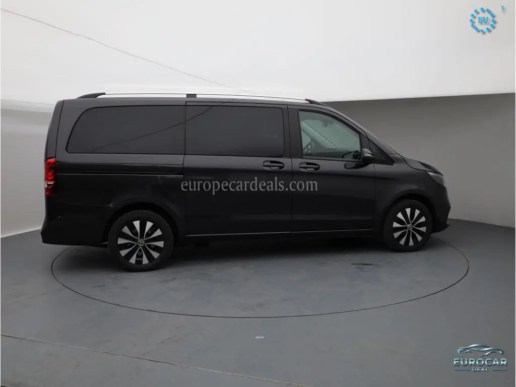 Mercedes-Benz V 220