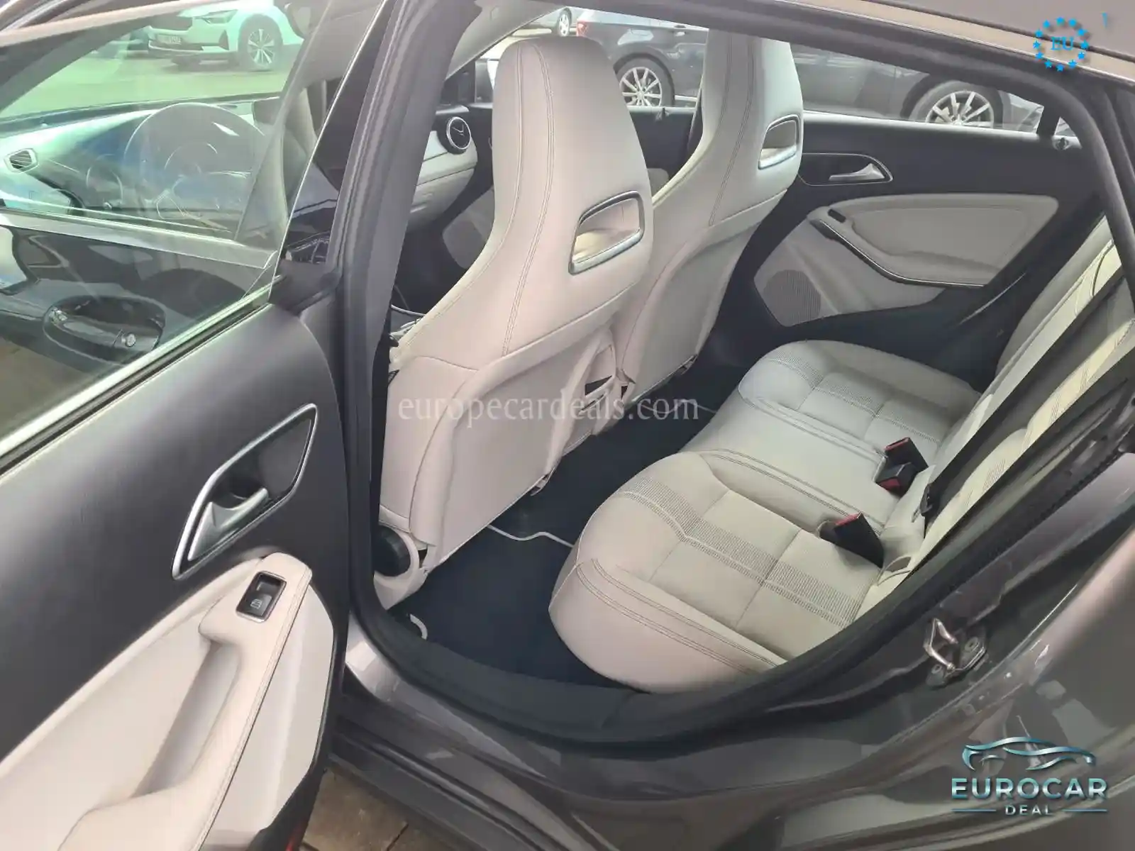 Mercedes-Benz CLA 180