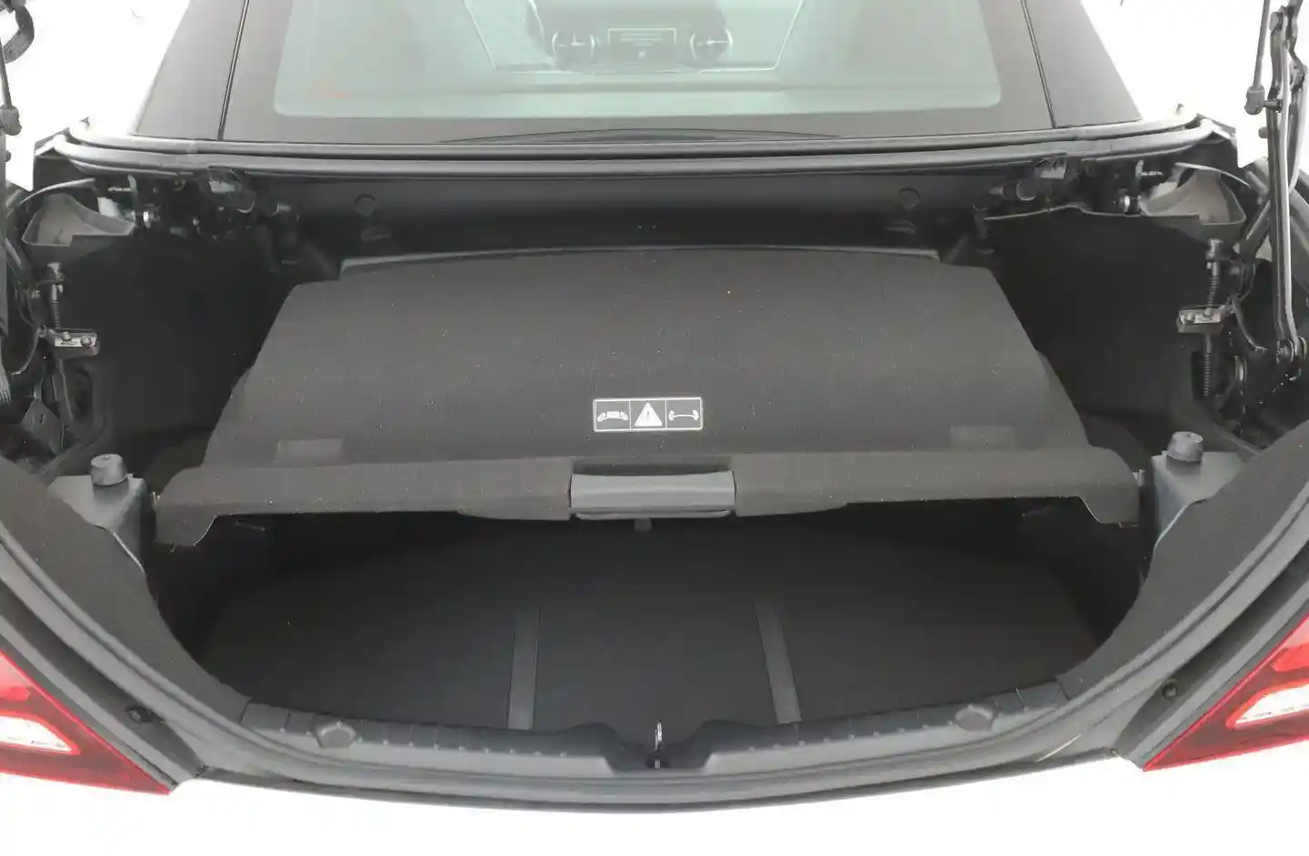 Mercedes-Benz SLC 200