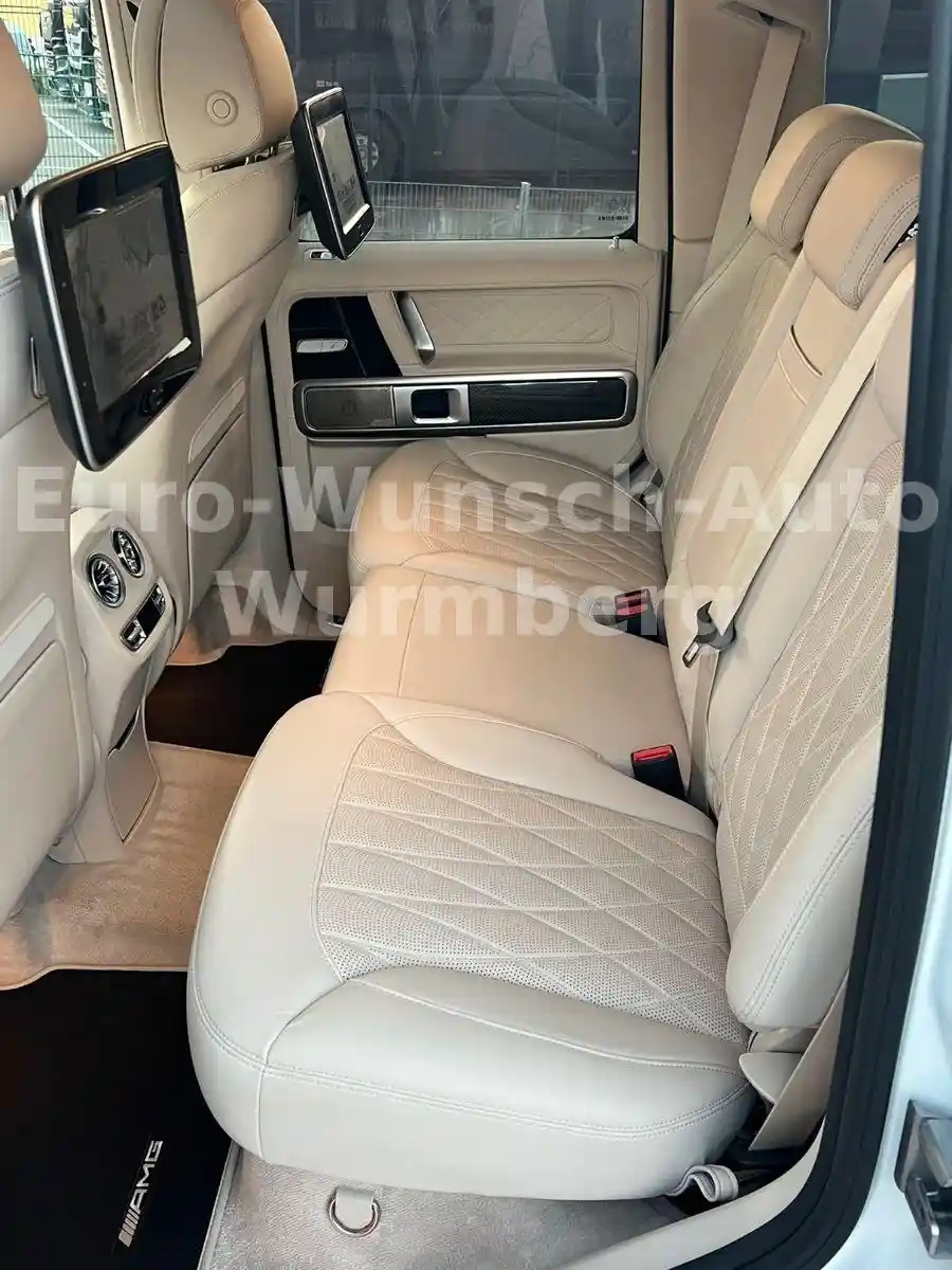 Mercedes-Benz G 500