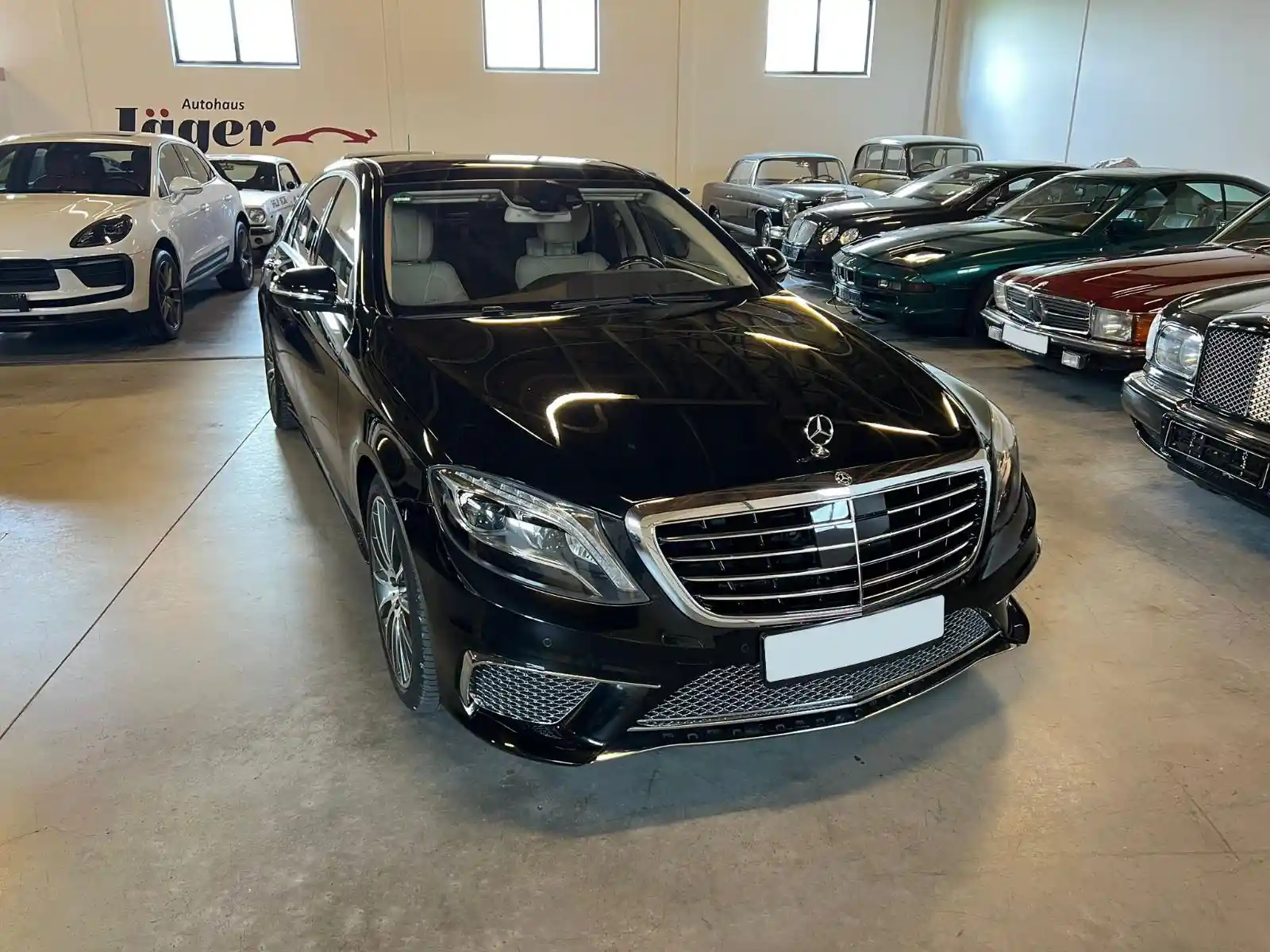 Mercedes-Benz S 500