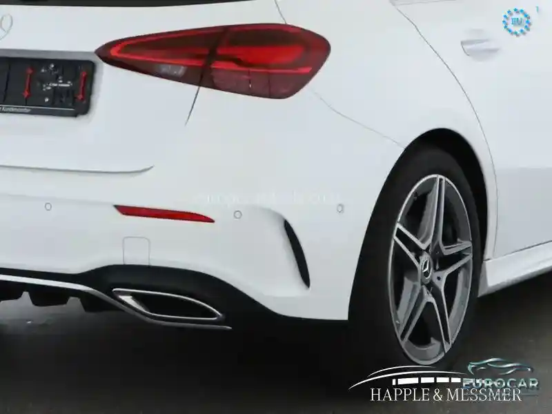 Mercedes-Benz A 220