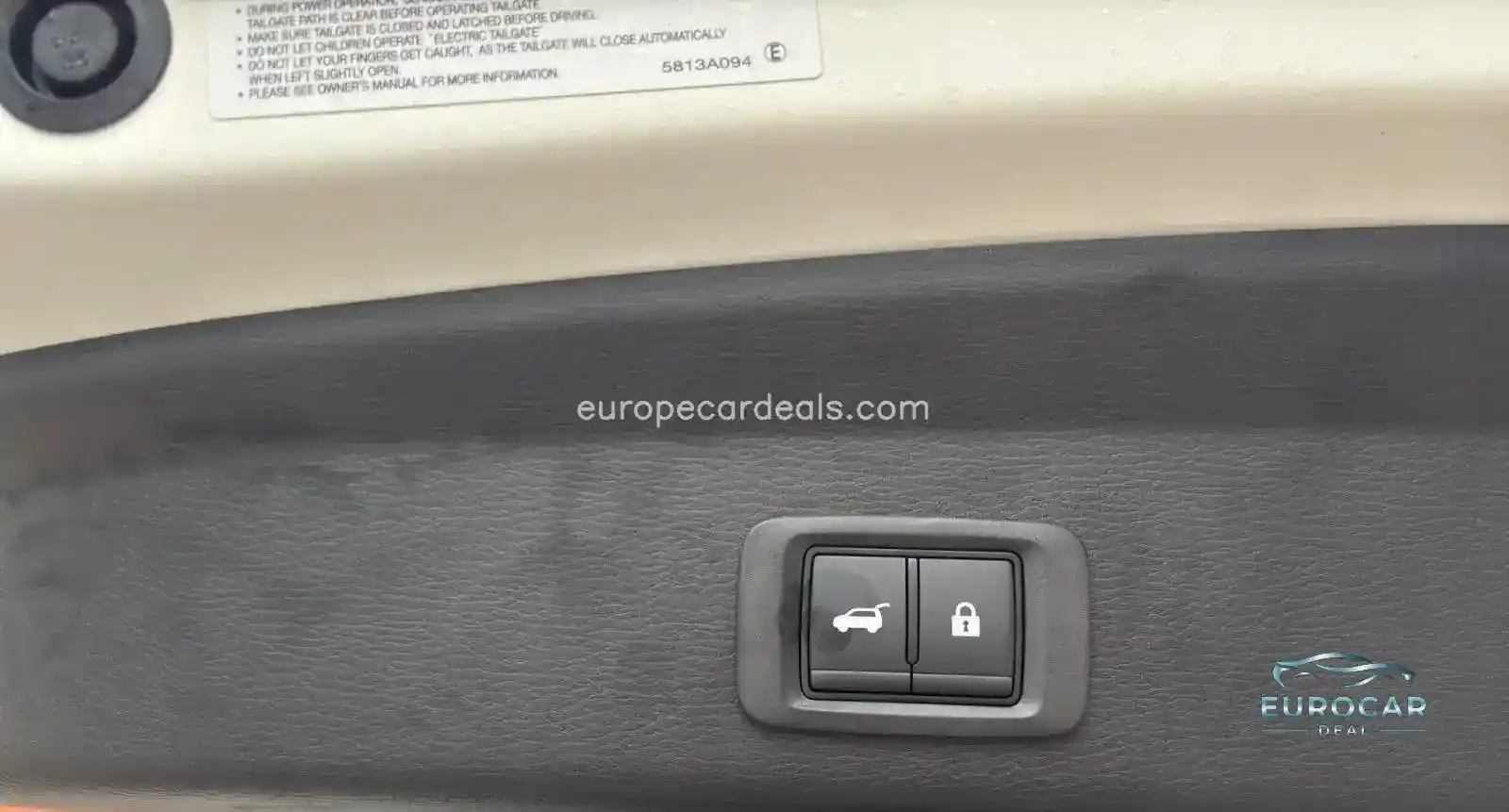 Mitsubishi Plug-in Hybrid Outlander