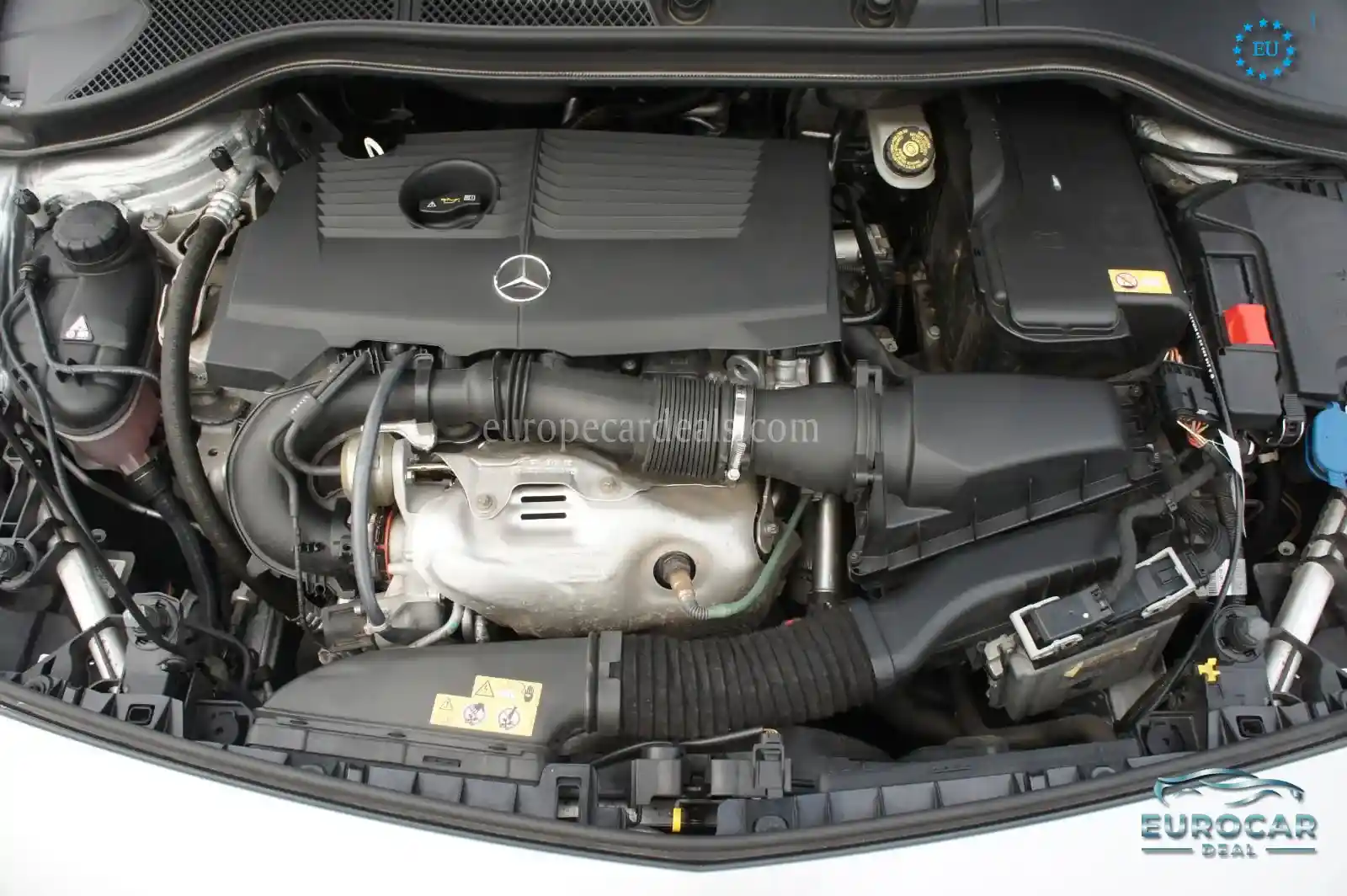 Mercedes-Benz B 180