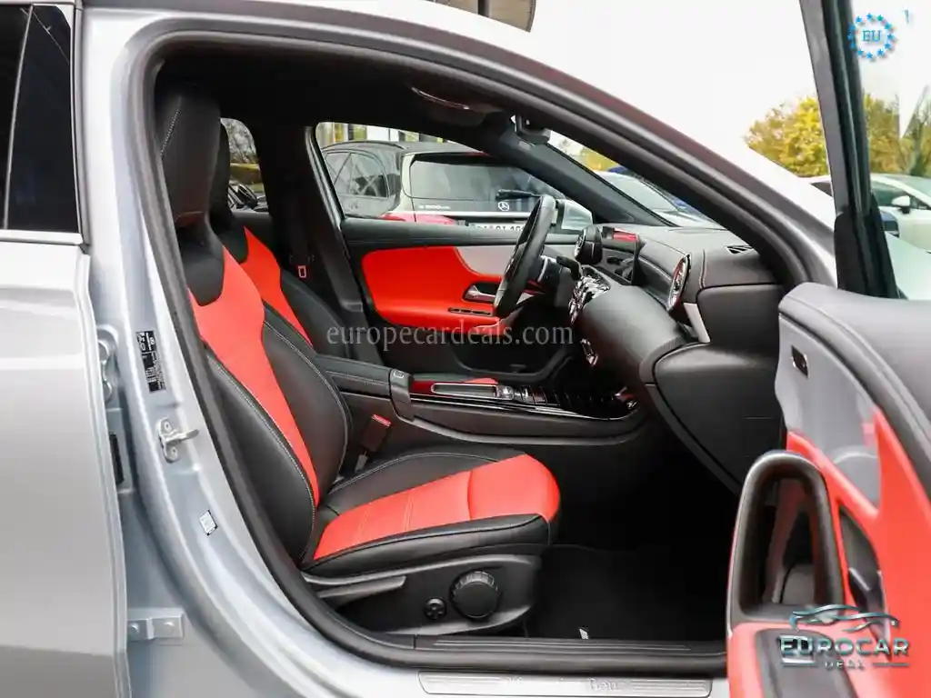 Mercedes-Benz A 220