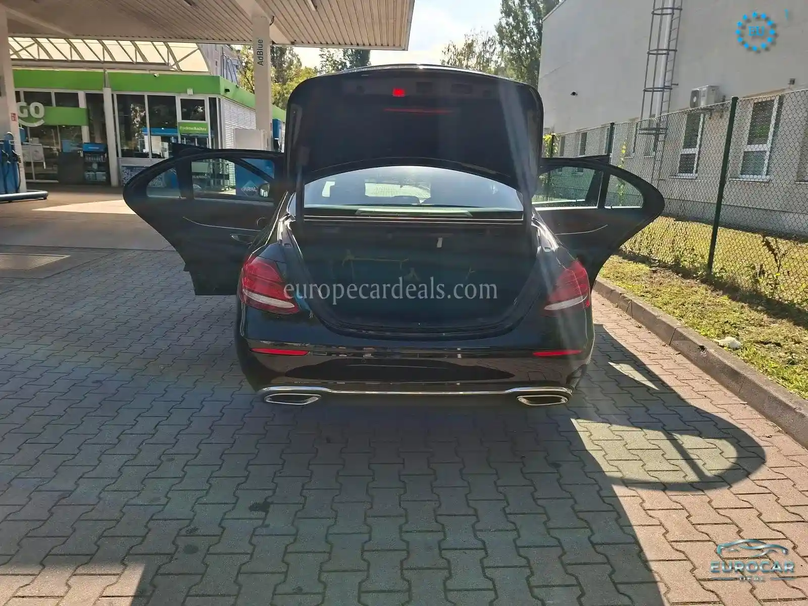 Mercedes-Benz E 200