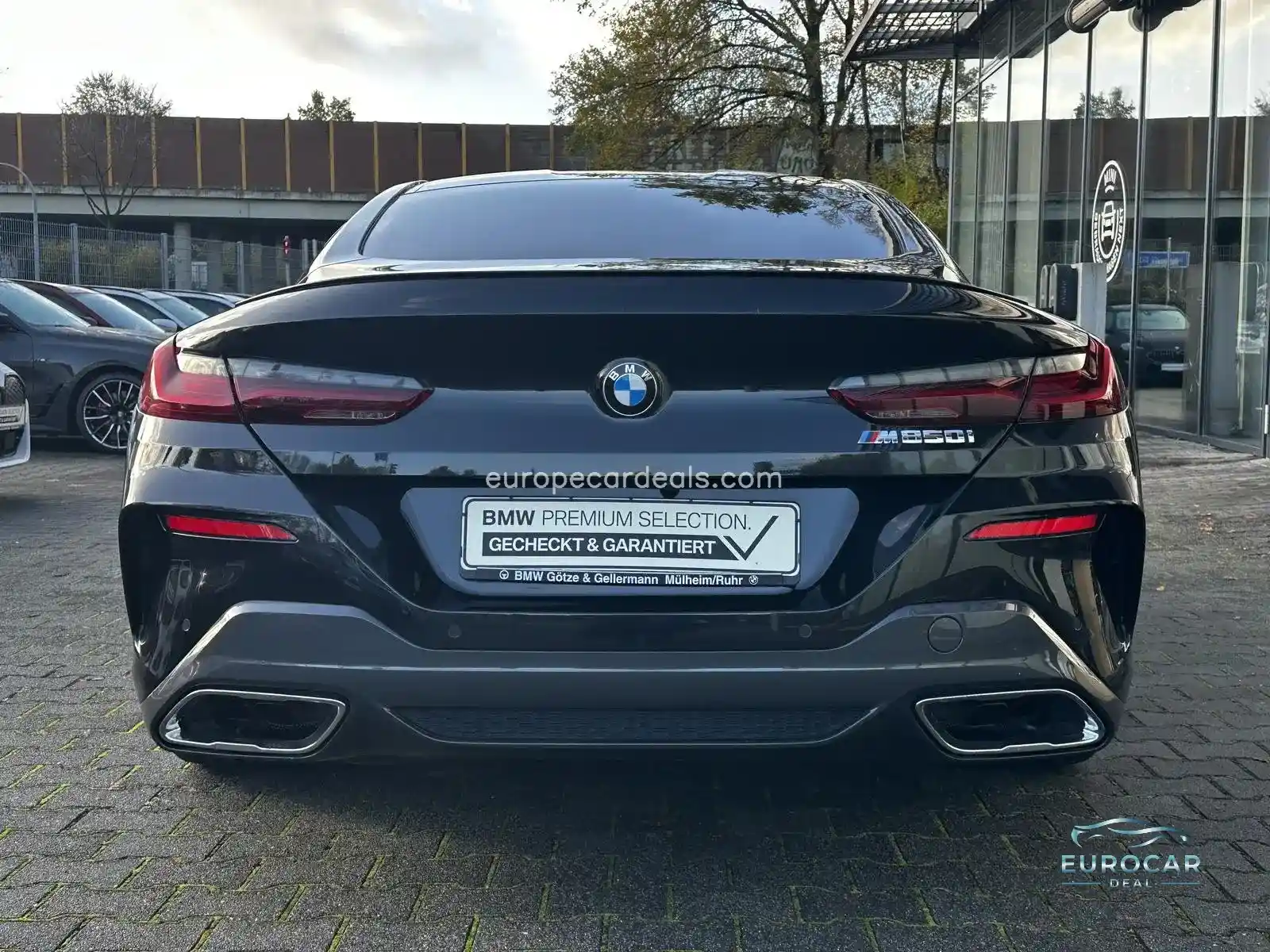 BMW M850