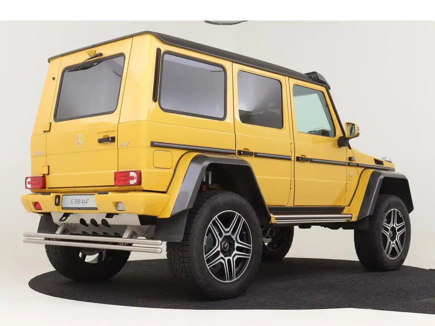 Mercedes-Benz G 500